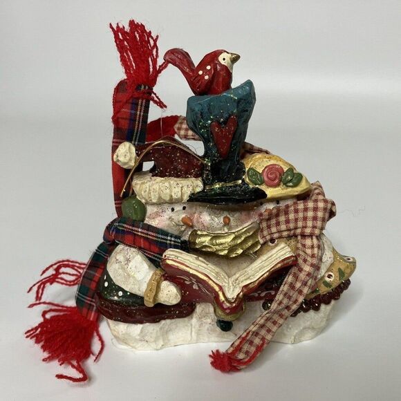 Kurt S Adler Snowtown Snowfolk Loving Couple & Kid Figure snowman carolers - Picture 3 of 11